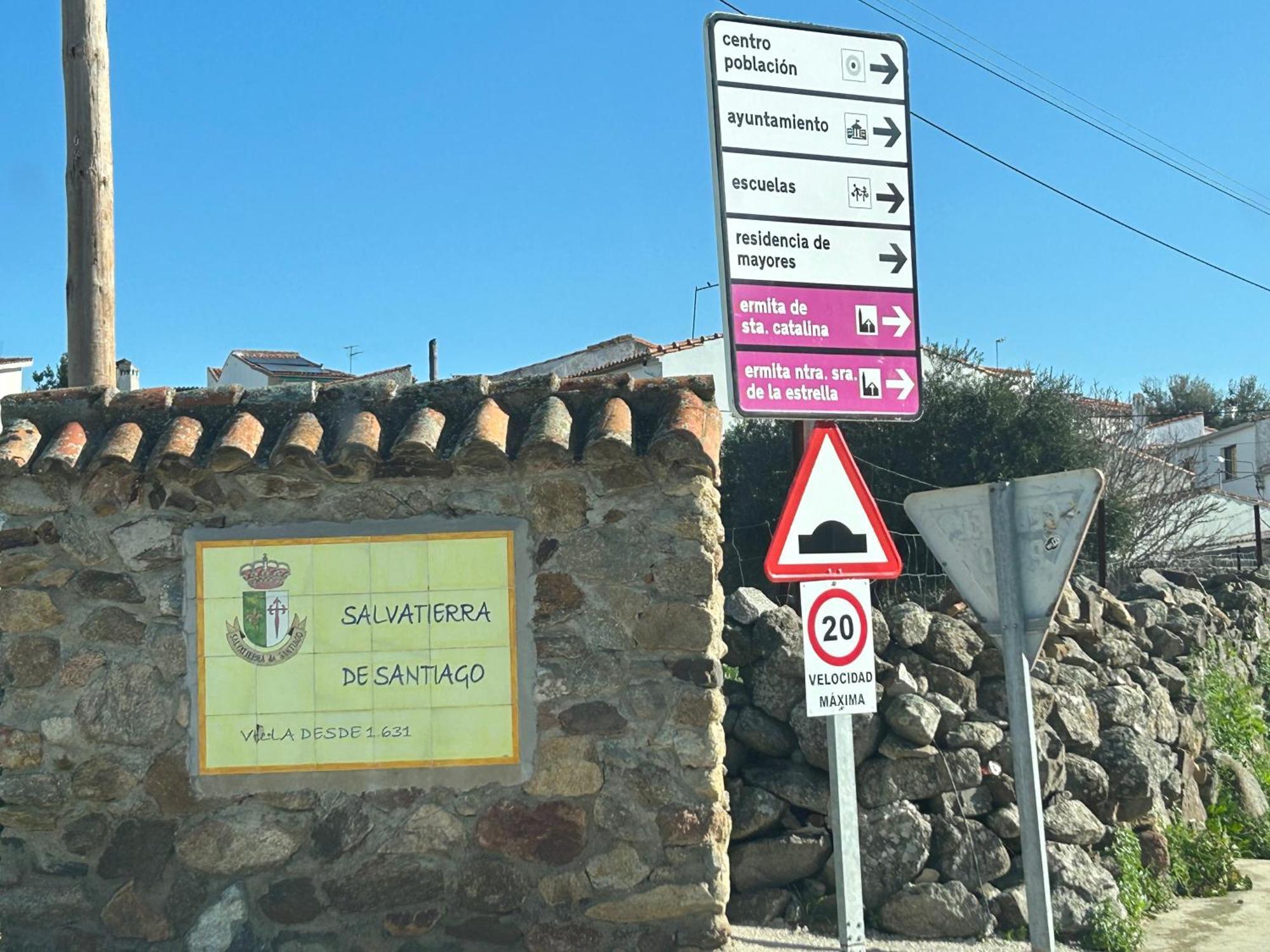 Casa Rural La Manzanilla Salvatierra de Santiago Kültér fotó